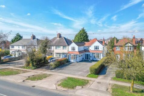 The Long Shoot, Nuneaton CV11 6 bed detached house for sale
