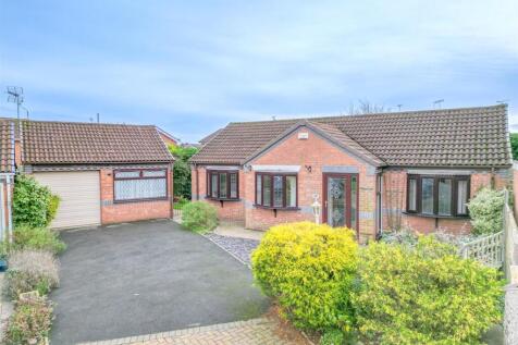 Farriers Way, Nuneaton CV11 2 bed detached bungalow for sale