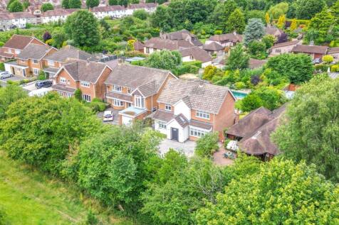Mill Close, Nuneaton CV11 5 bed detached house for sale