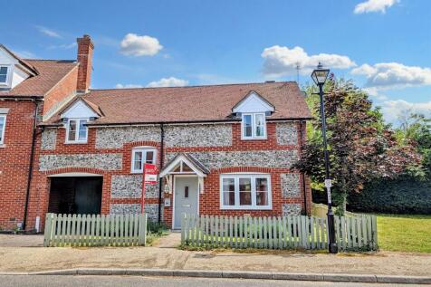 Blandford 4 bed link detached house for sale