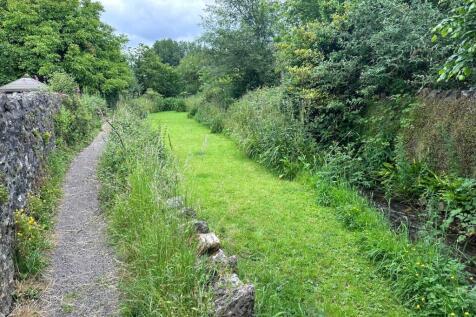Garden land close to centre of Stoke... Land for sale