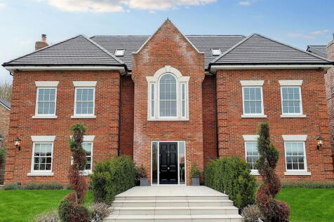 6 bedroom detached house for sale