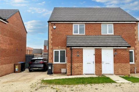 2 bedroom semi-detached house for sale