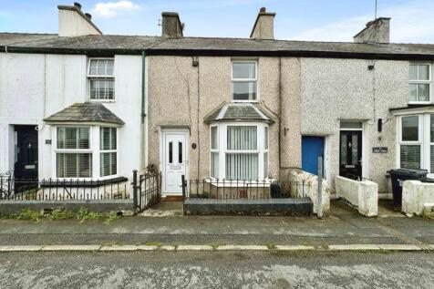 Field Street, Holyhead, LL65 2 bed terraced house for sale