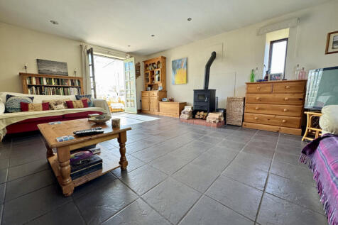 Llanddeusant, Llanddeusant, LL65 2 bed cottage for sale