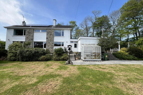 Lon Fron, Llangefni, LL77 4 bed detached house for sale