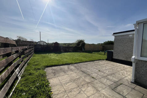 Pen Y Cefn, Amlwch, Anglesey, LL68 3 bed semi