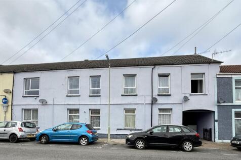 Dean Street, Aberdare CF44 2 bed flat for sale