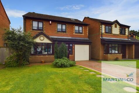 4 bedroom detached house for sale