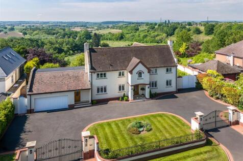 Pattingham Road, Perton, Wolverhampton 4 bed detached house for sale