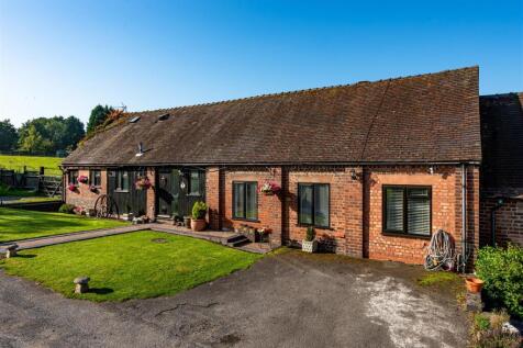 Barn End, Codsall Road, Palmers... 3 bed barn conversion for sale