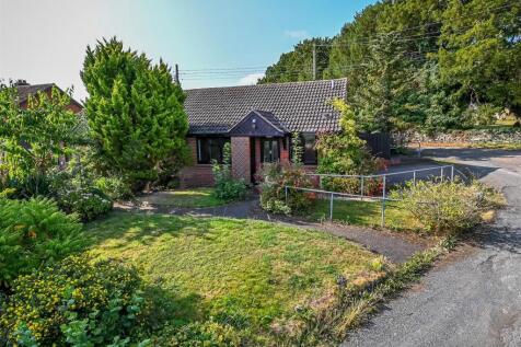 1 Church View, St. Giles Terrace... 2 bed semi