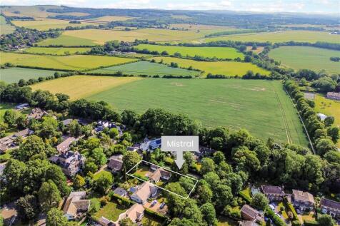 The Drive, Chichester, West Sussex, PO19 3 bed house for sale