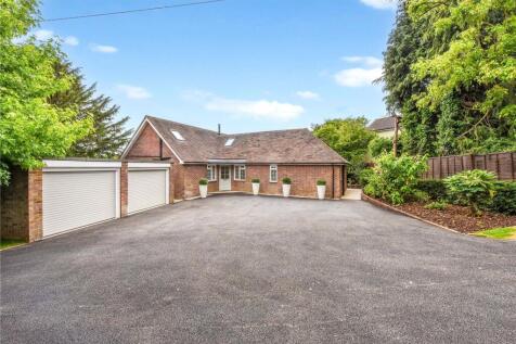 Shear Hill, Petersfield, Hampshire 3 bed detached house for sale