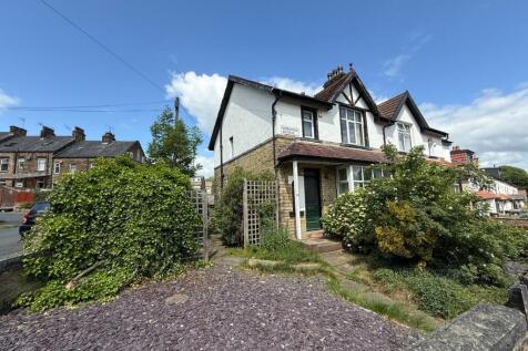 Norwood Avenue, Shipley BD18 3 bed semi