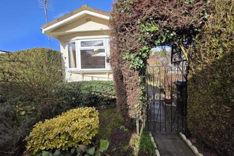 2 bedroom park home for sale