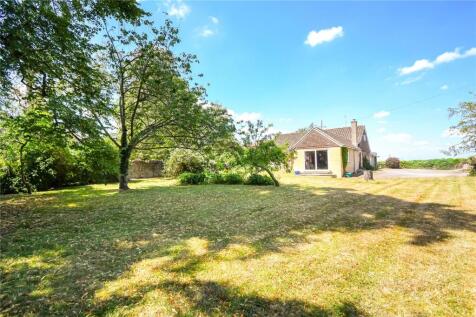 4 bedroom detached bungalow for sale