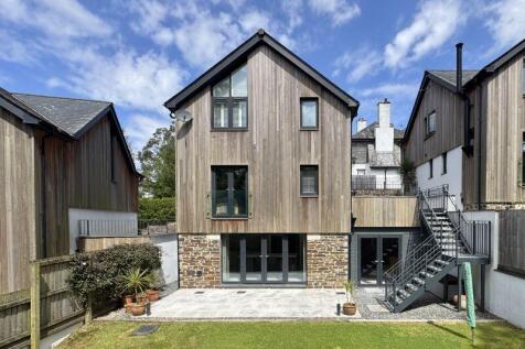 Cornelius Drive, Truro 4 bed detached house for sale