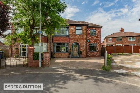 4 bedroom semi-detached house for sale