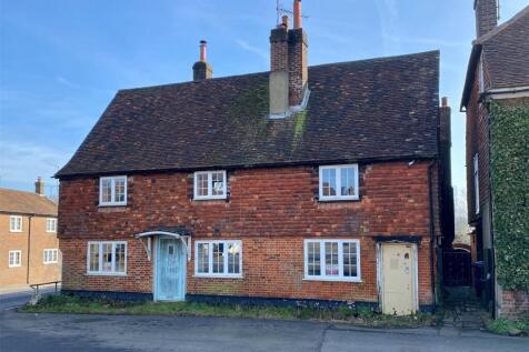 Outwood Lane, Bletchingley, Surrey, RH1 3 bed detached house for sale