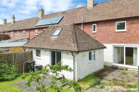 Coplands Rise, Northiam 3 bed terraced house for sale