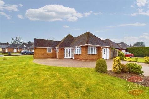 2 bedroom detached bungalow for sale