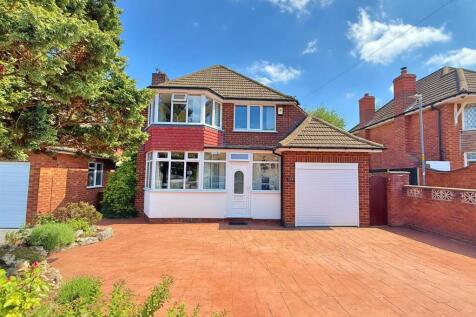Chester Road, Streetly, Sutton Coldfield 3 bed detached house for sale