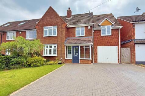4 bedroom semi-detached house for sale