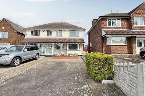 Raeburn Road, Great Barr, Birmingham 3 bed semi