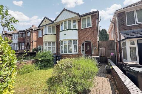 Rocky Lane, Great Barr, Birmingham 3 bed semi