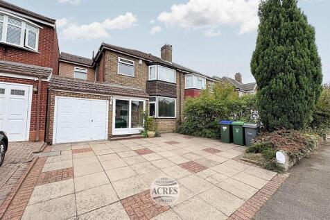 Peak House Road, Great Barr, Birmingham 4 bed semi