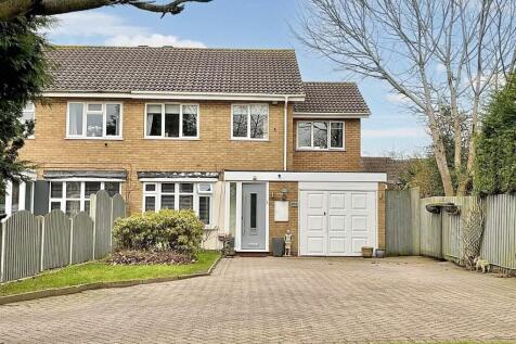 Moreland Croft, Minworth, Sutton... 4 bed semi