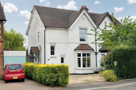 Walmley Road, Walmley, Sutton Coldfield 3 bed semi