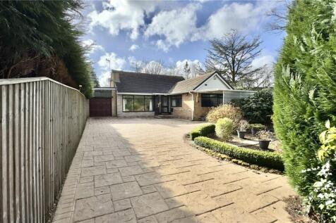 Woodfall Lane, Little Neston, Neston... 3 bed bungalow for sale