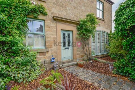 High Street, Mosborough, Sheffield, S20 4 bed detached house for sale