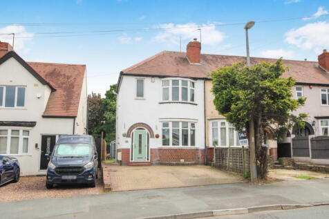 3 bedroom end of terrace house for sale