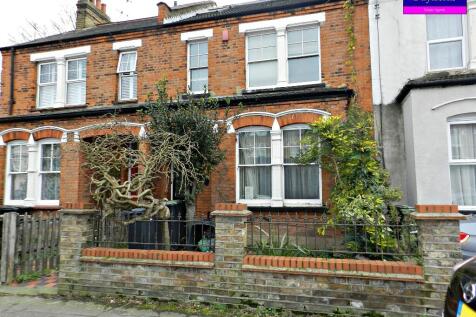 St. Marks Road, Enfield EN1 4 bed terraced house for sale
