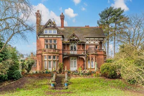 Fairfield Road, Market Harborough 5 bed semi