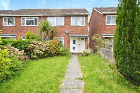 3 bedroom semi-detached house for sale