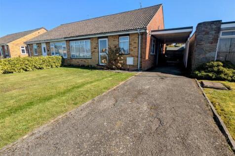 2 bedroom semi-detached bungalow for sale
