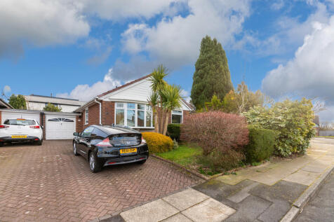 Tyrone Drive, Bamford OL11 2 bed detached bungalow for sale