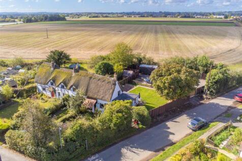 Church Street, Hampton Lucy CV35 2 bed end of terrace house for sale