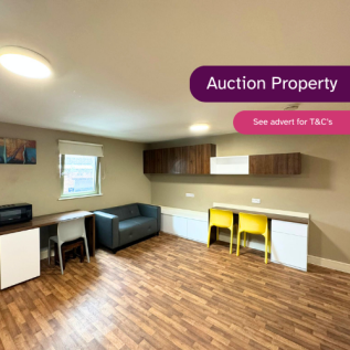 Studio flat for sale