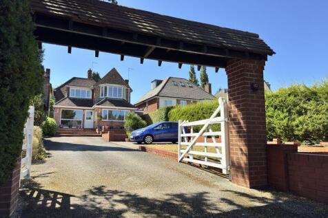 Eachelhurst Road, Sutton Coldfield... 3 bed detached house for sale