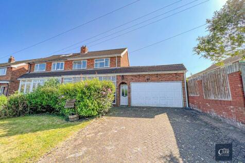 Laneside Avenue, Streetly, Sutton... 3 bed semi