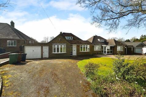 Longwood Road, Aldridge, WS9 0TB 3 bed detached bungalow for sale