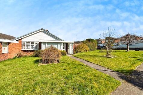 March Way, Aldridge, Walsall, WS9 8SG 2 bed bungalow for sale