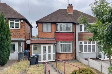 College Road, Kingstanding... 3 bed semi
