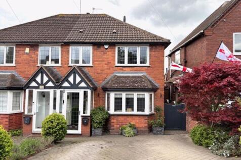 Pomeroy Road, Great Barr, Birmingham... 3 bed semi