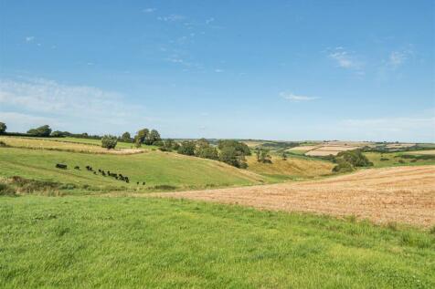 4 bedroom farm house for sale